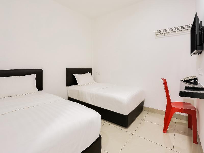 Super Oyo 89495 Rich Hotel Air Hitam Bagian luar foto